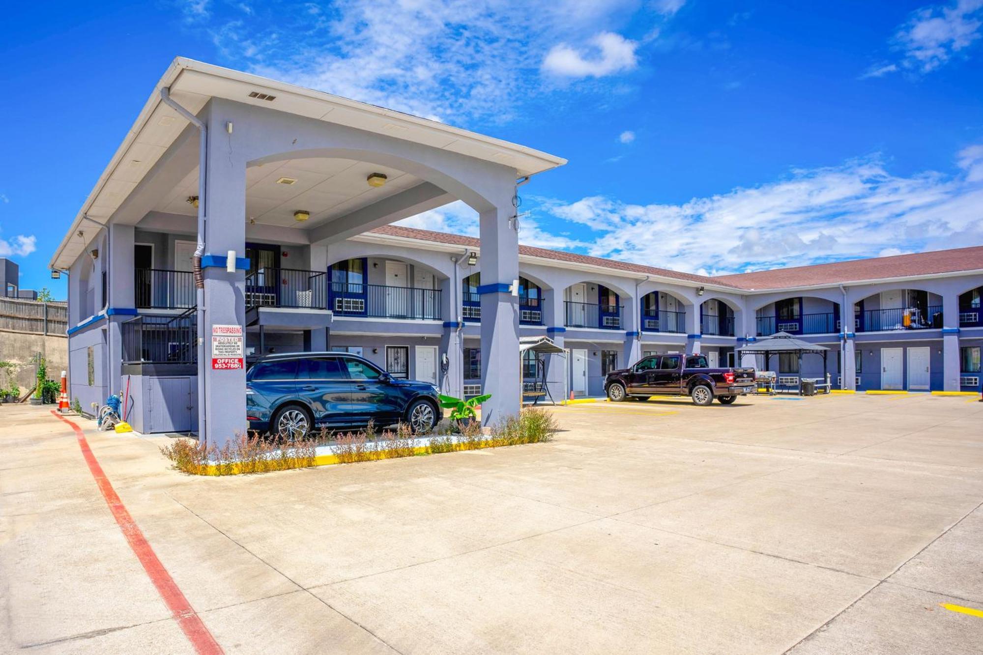 Motel High Five By Oyo